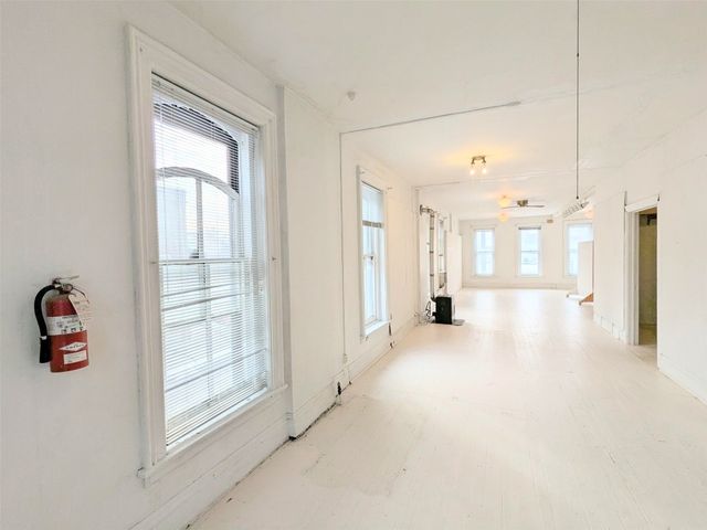 631 PARADE Street, Erie, PA 16503