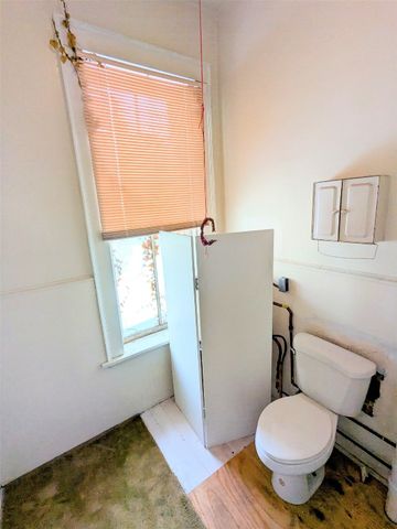 631 PARADE Street, Erie, PA 16503