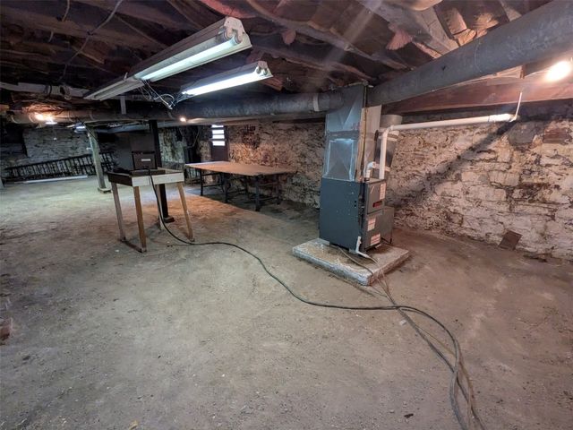 631 PARADE Street, Erie, PA 16503