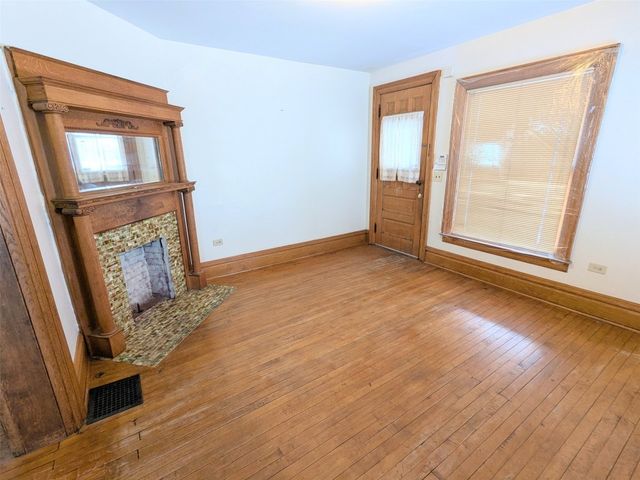 631 PARADE Street, Erie, PA 16503