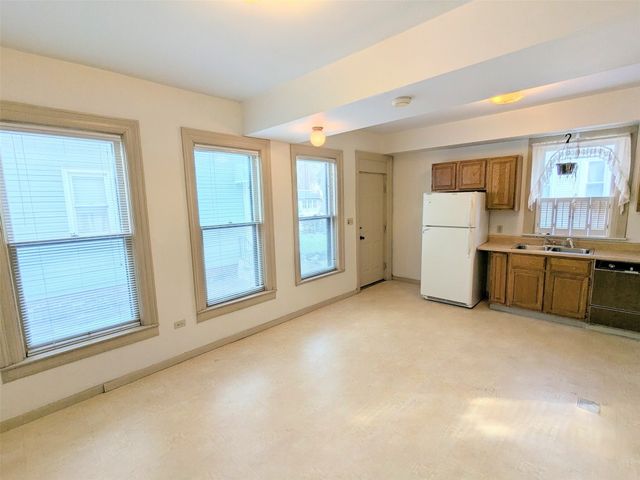 631 PARADE Street, Erie, PA 16503