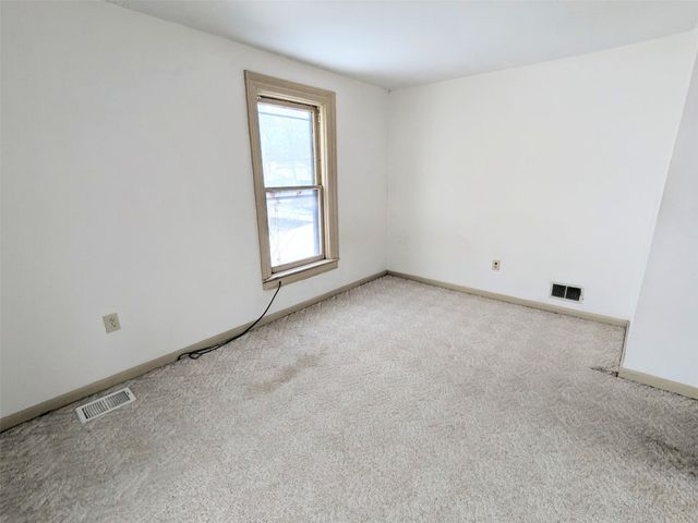 631 PARADE Street, Erie, PA 16503