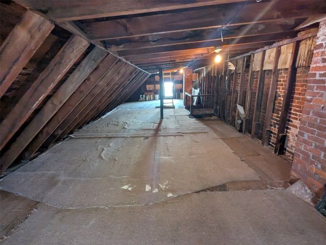 631 PARADE Street, Erie, PA 16503