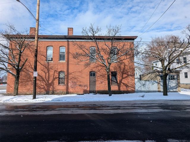 631 PARADE Street, Erie, PA 16503