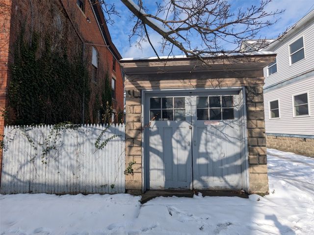 631 PARADE Street, Erie, PA 16503