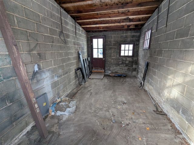 631 PARADE Street, Erie, PA 16503