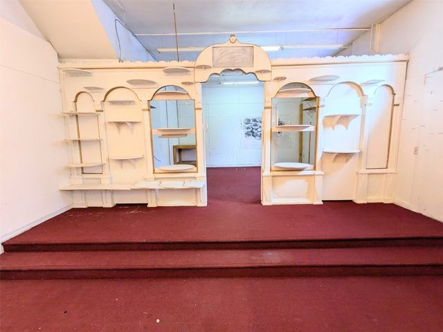 631 PARADE Street, Erie, PA 16503