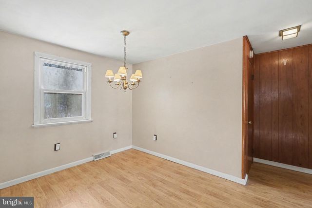 908 RED HILL RD, Dauphin, PA 17018