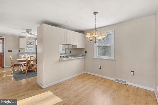 908 RED HILL RD, Dauphin, PA 17018