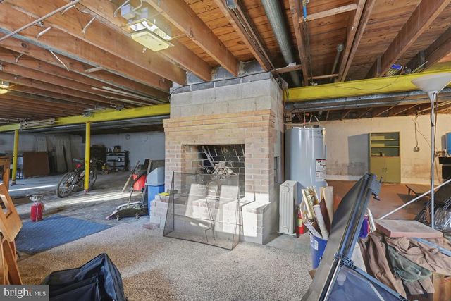 908 RED HILL RD, Dauphin, PA 17018