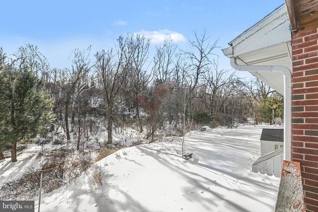 908 RED HILL RD, Dauphin, PA 17018