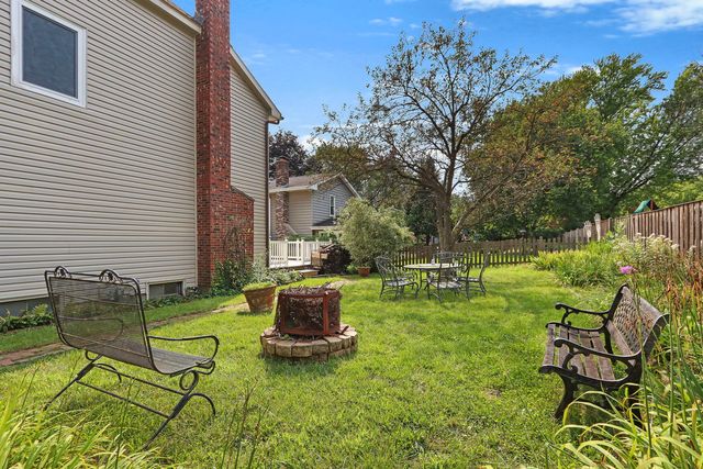 713 Dawes Street, Libertyville, IL 60048
