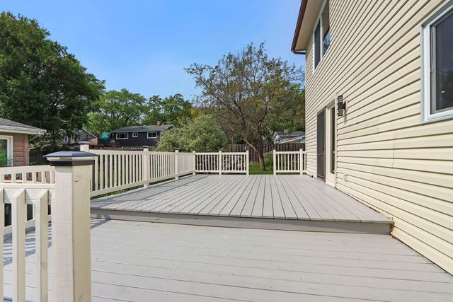 713 Dawes Street, Libertyville, IL 60048