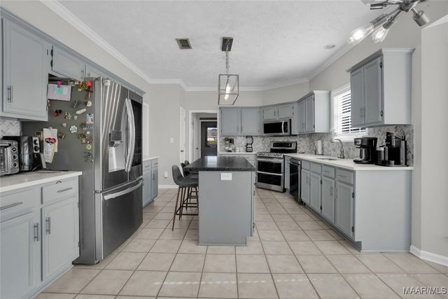 1513 WORTHING Road, Montgomery, AL 36117