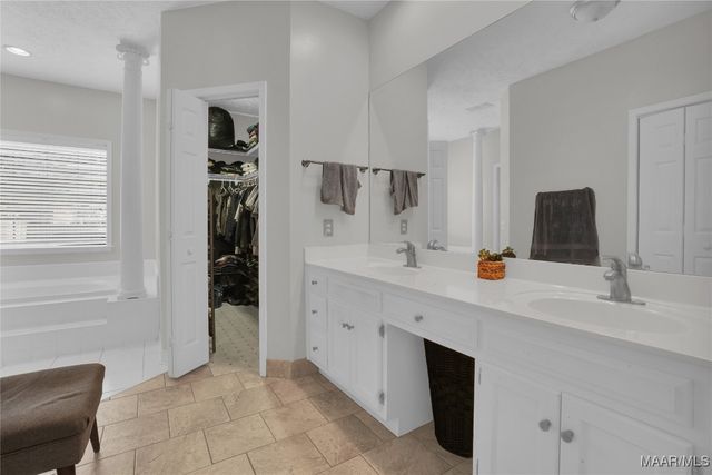 1513 WORTHING Road, Montgomery, AL 36117