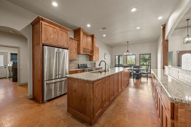 3019 FM 718, Newark, TX 76071