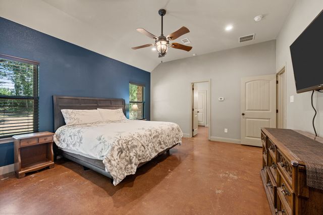 3019 FM 718, Newark, TX 76071