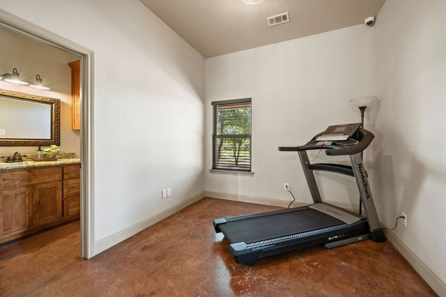 3019 FM 718, Newark, TX 76071