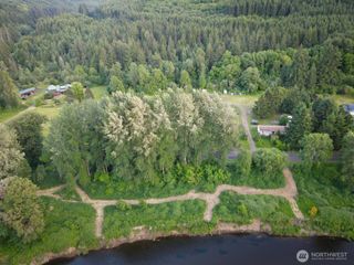 481 River Road, Chehalis, WA 98532