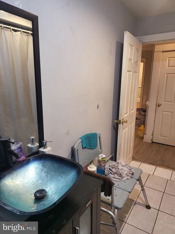 38 CALIFORNIA AVE, Clementon, NJ 08021