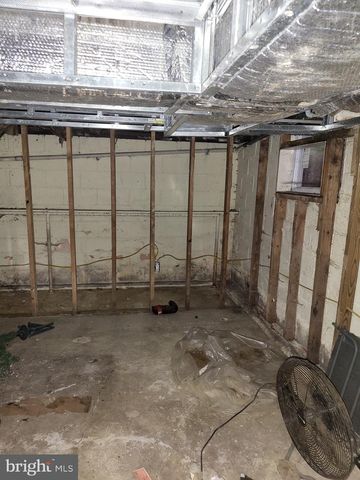 38 CALIFORNIA AVE, Clementon, NJ 08021