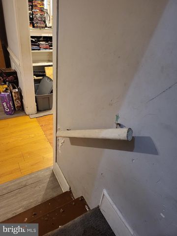 38 CALIFORNIA AVE, Clementon, NJ 08021