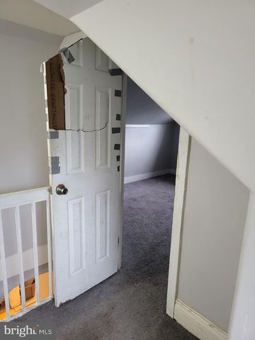 38 CALIFORNIA AVE, Clementon, NJ 08021