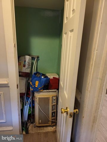 38 CALIFORNIA AVE, Clementon, NJ 08021