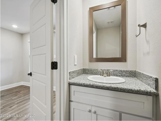 13504 Dee Avenue, Gulfport, MS 39503