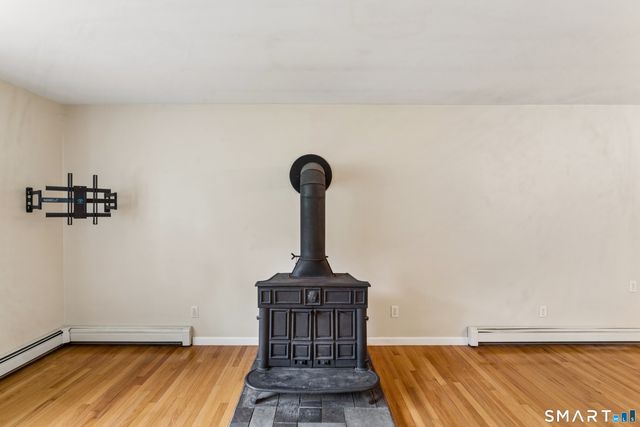 28 Andrew Drive, Shelton, CT 06484