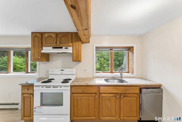 28 Andrew Drive, Shelton, CT 06484