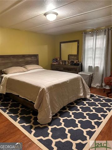 219 & 221 John Carter Road, Bloomingdale, GA 31302