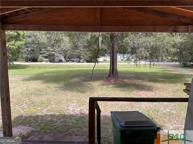 219 & 221 John Carter Road, Bloomingdale, GA 31302