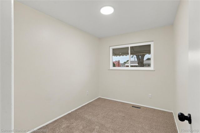 30144 Roan Drive, Warren, MI 48093