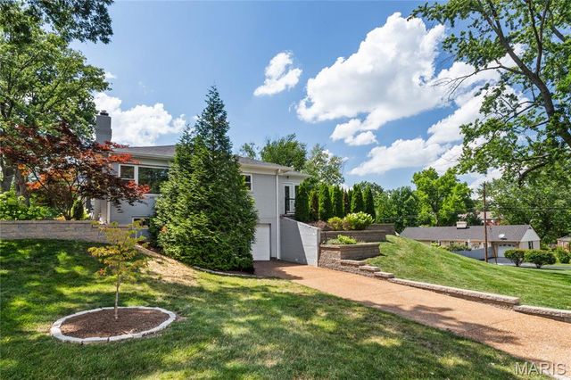 8701 Washington Avenue, University City, MO 63124