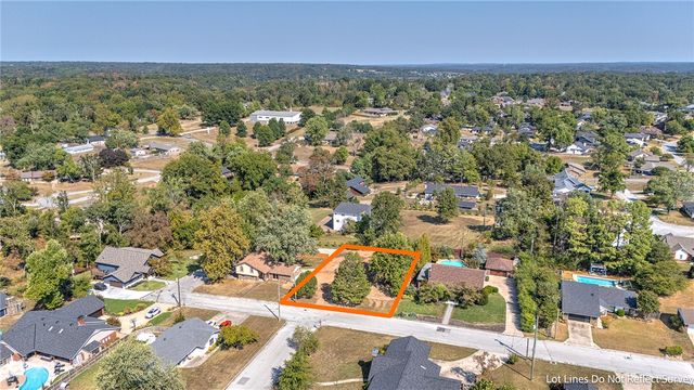 NW 11th Street, Bentonville, AR 72712