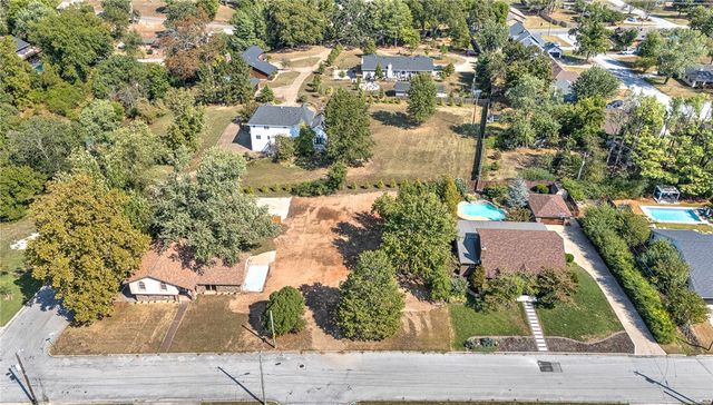 NW 11th Street, Bentonville, AR 72712