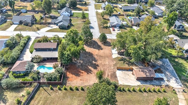 NW 11th Street, Bentonville, AR 72712
