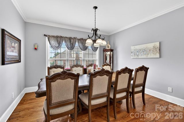 2330 Shiny Leaf Drive, Denver, NC 28037