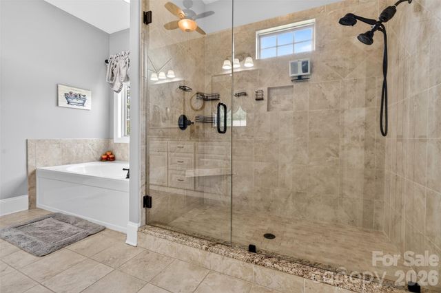 2330 Shiny Leaf Drive, Denver, NC 28037