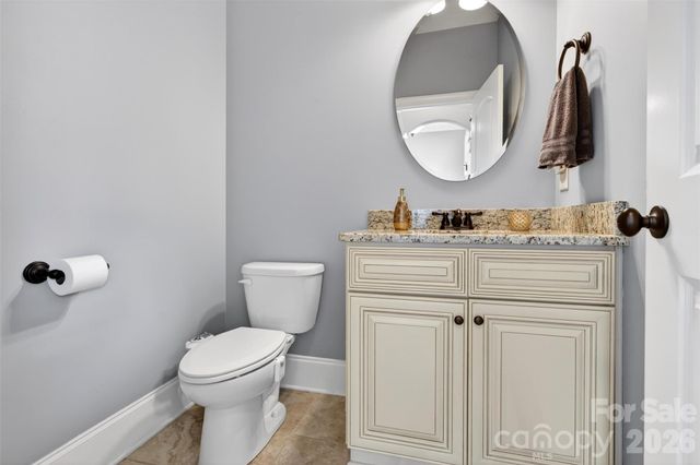 2330 Shiny Leaf Drive, Denver, NC 28037