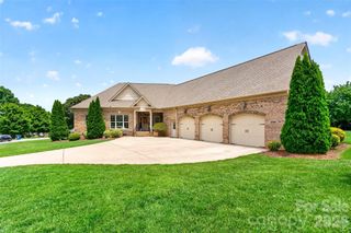2330 Shiny Leaf Drive, Denver, NC 28037