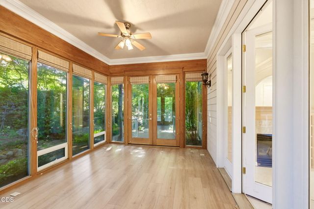 1119 NW Morgan Lane, Grants Pass, OR 97526