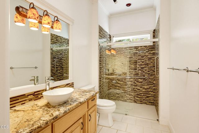 1119 NW Morgan Lane, Grants Pass, OR 97526