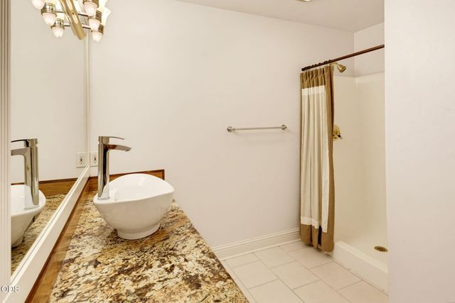 1119 NW Morgan Lane, Grants Pass, OR 97526