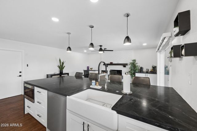 1971 E DEL RIO Drive, Tempe, AZ 85282