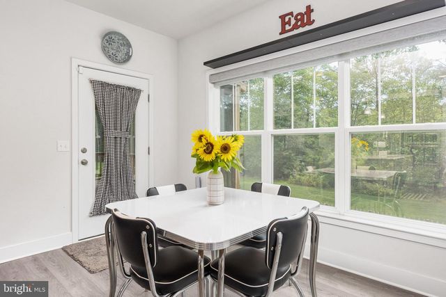 3301 FLAT RUN RD, Locust Grove, VA 22508