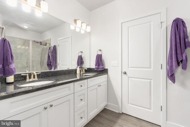 3301 FLAT RUN RD, Locust Grove, VA 22508