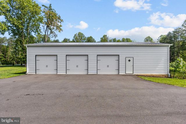 3301 FLAT RUN RD, Locust Grove, VA 22508