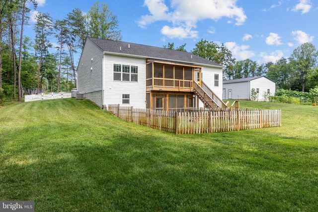 3301 FLAT RUN RD, Locust Grove, VA 22508